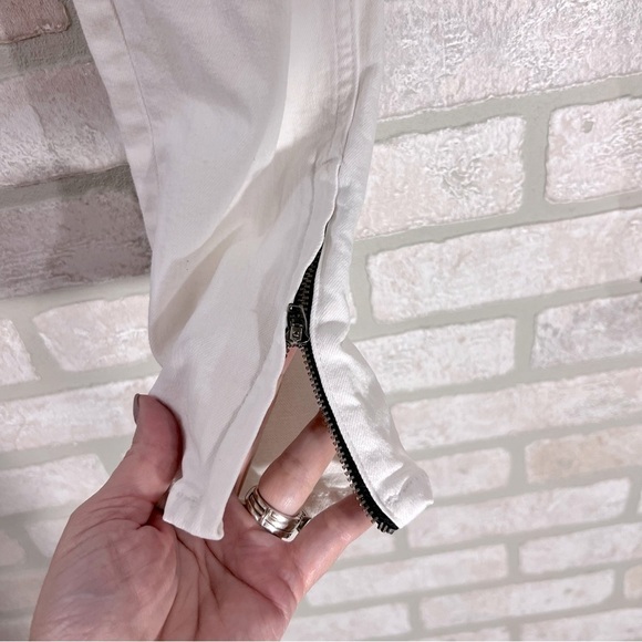 Rag & bone Zipper Capri Skinny Jeans in Bright White Shredded Size 26 - Picture 9 of 11